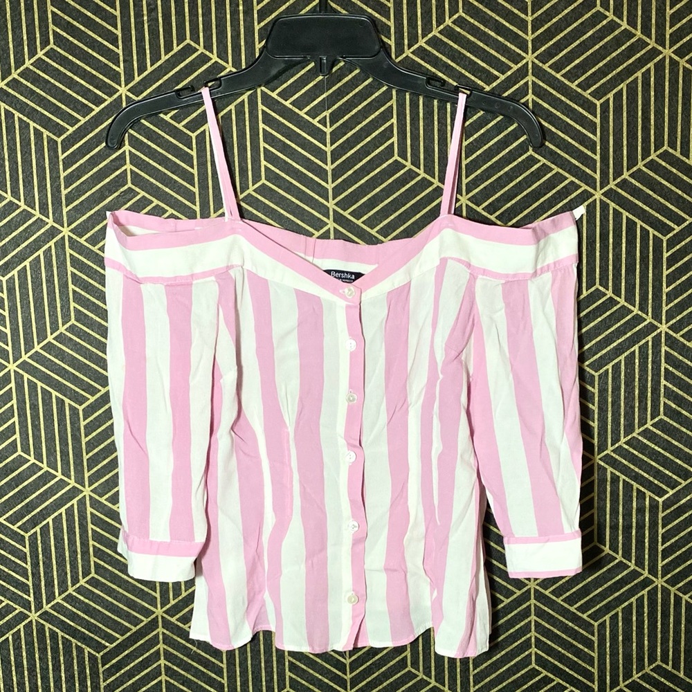 Bershka Off the Shoulder Blouse L